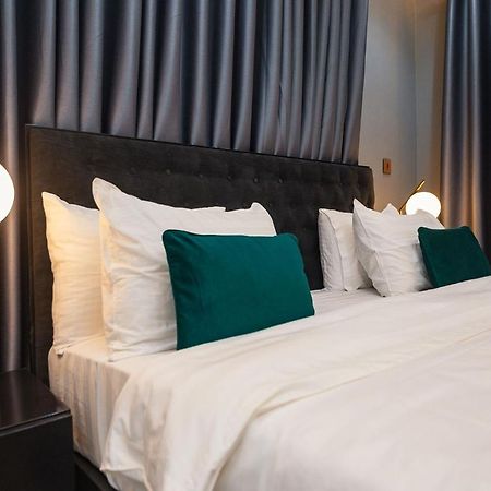 The Avery Suites, East Legon Accra Exterior photo
